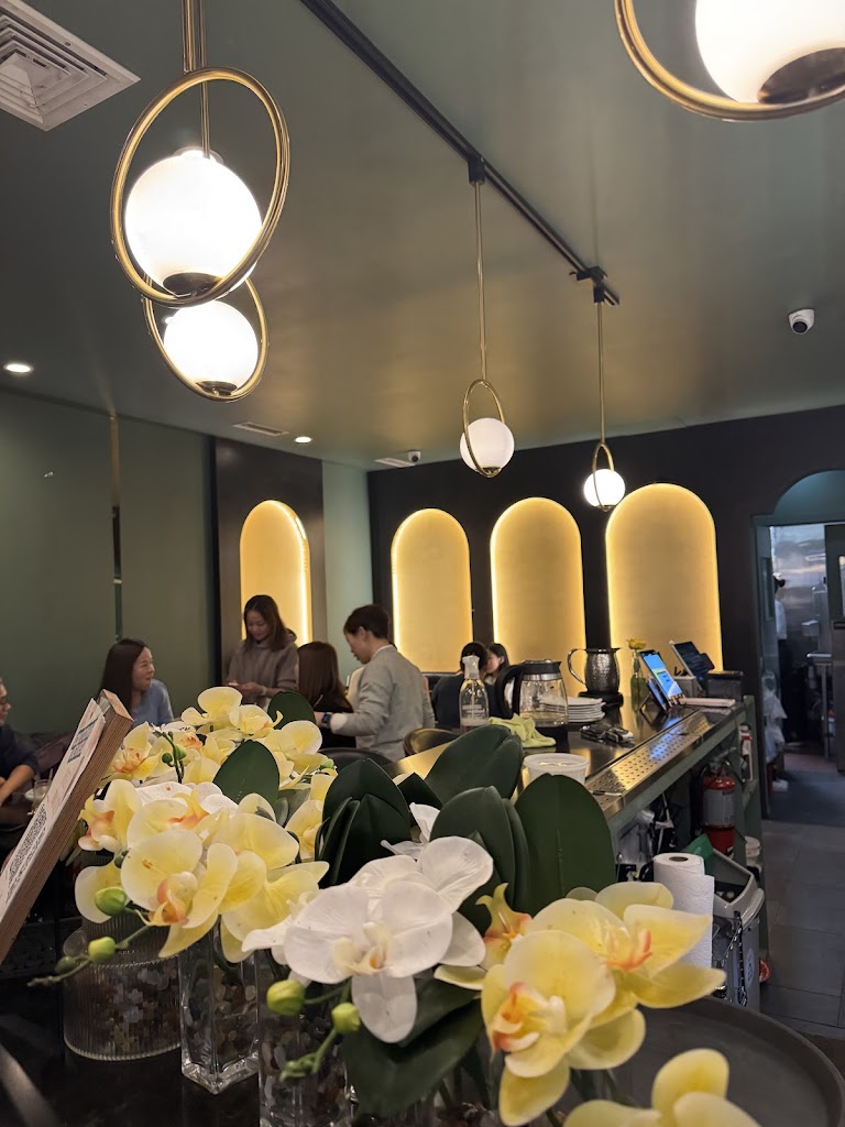 Lert Ros Thai Food