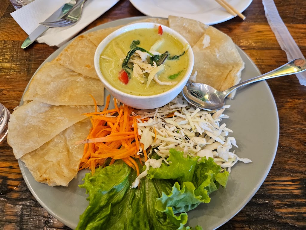 Sisters Thai