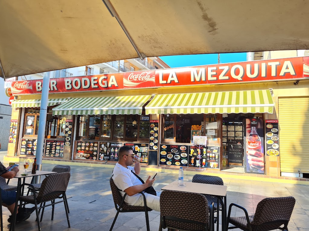 Bar Bodega La Mezquita — Ambiente