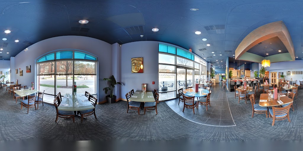 Thaijindesu Thai and Sushi Bar