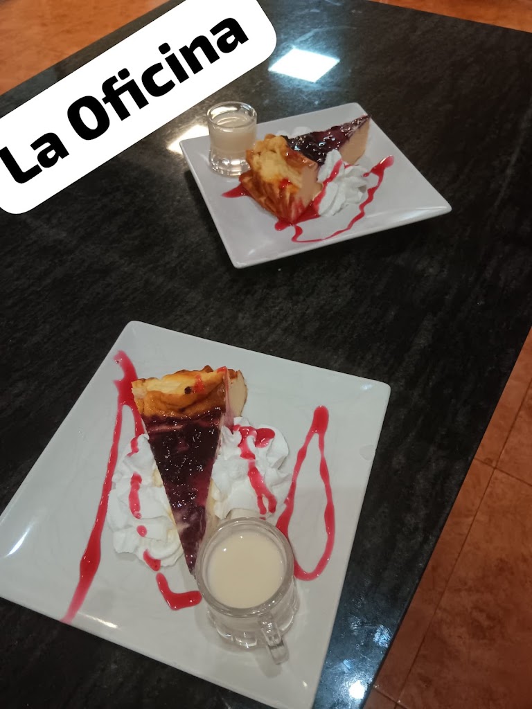 Cafe Bar La Oficina (cafe, tapas y menus) — Cafe