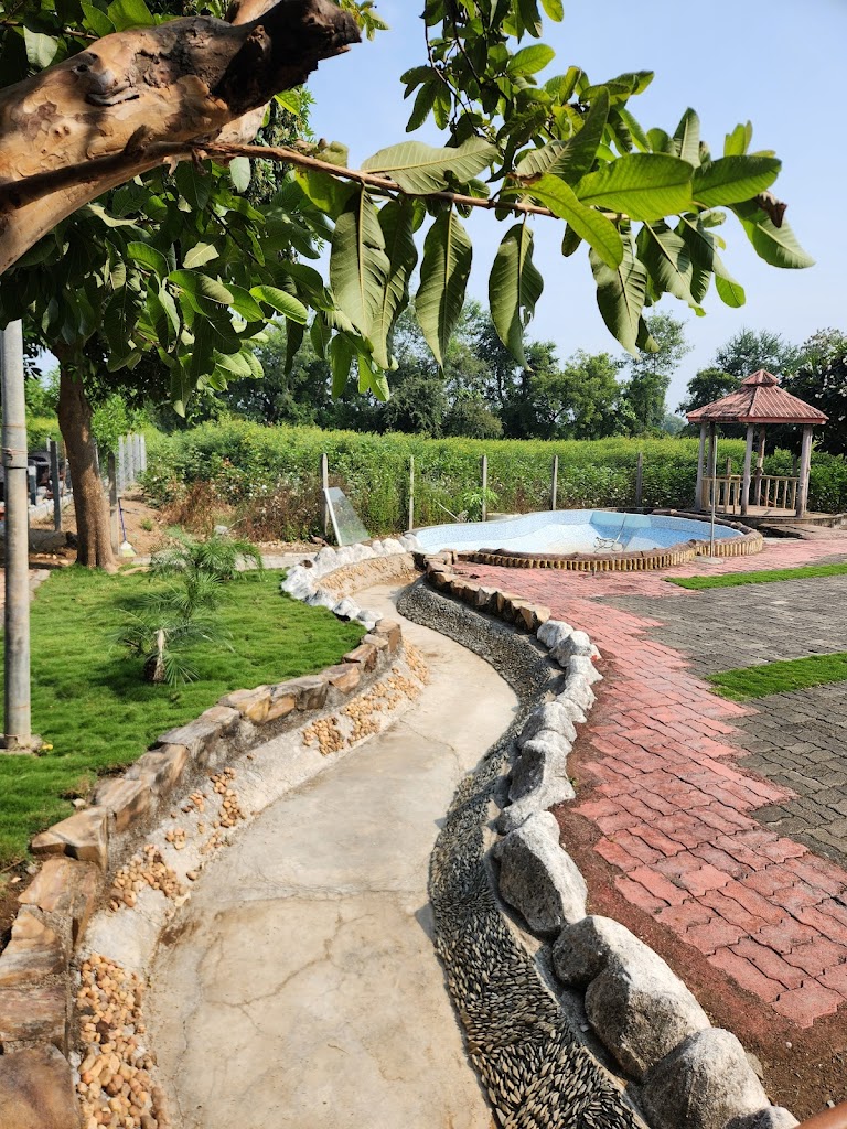 Teakwood Farms