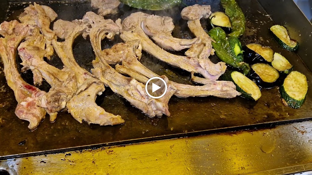 Restaurant Royal kebab — Videos