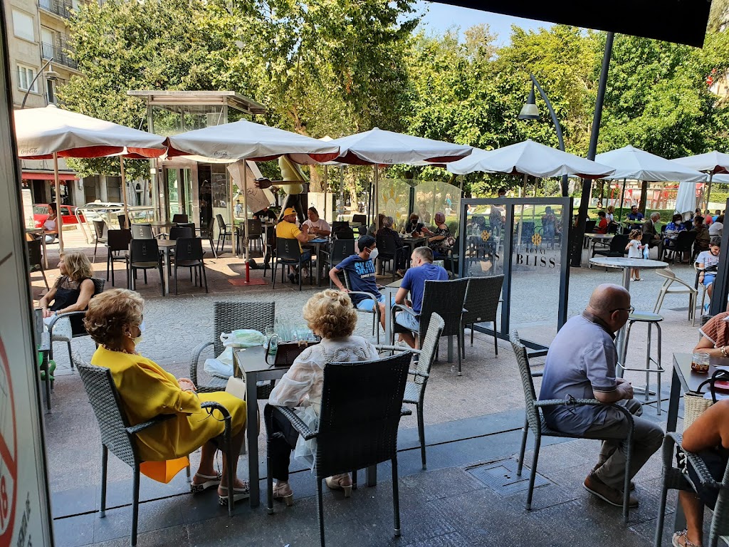 Cafe CENTRAL Arabica- Parque de San Lazaro
