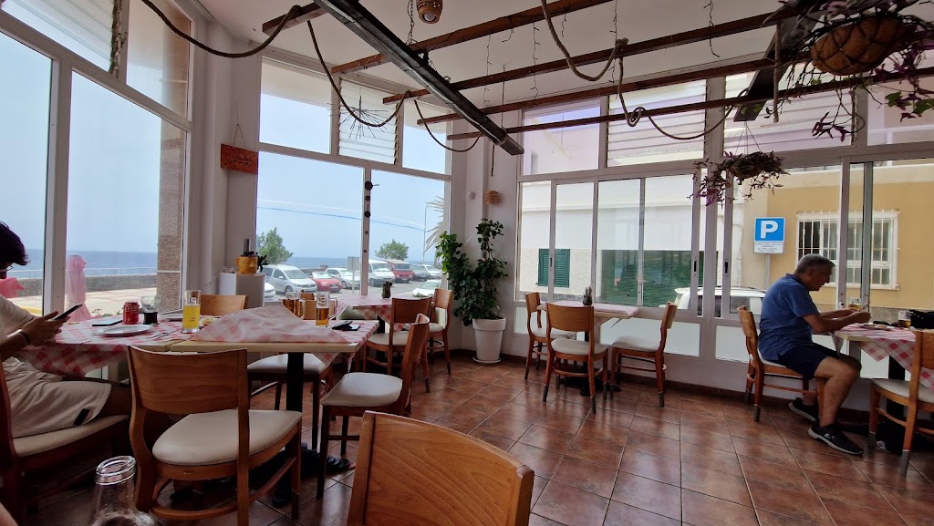 Brisa Marina Taberna Marinera — Ambiente