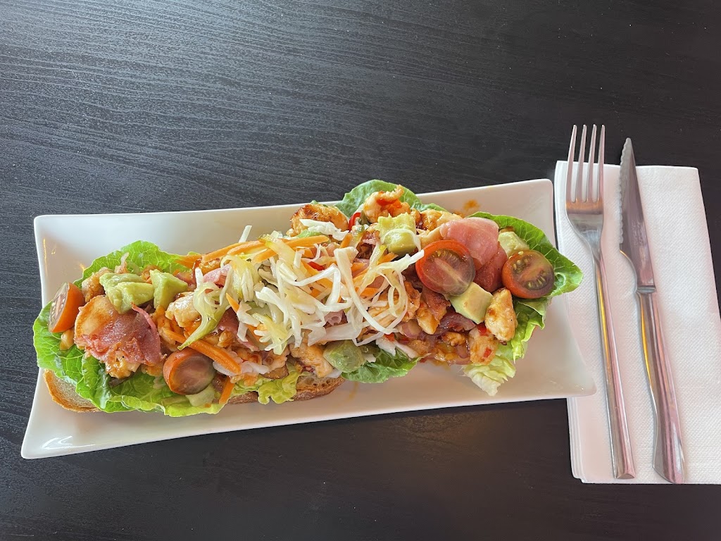 BFF Restaurante Familia — Comida y bebida