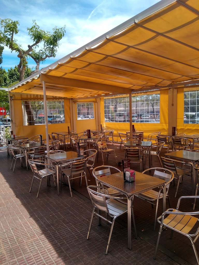 Cerveseria Bar Pinilla — Ambiente