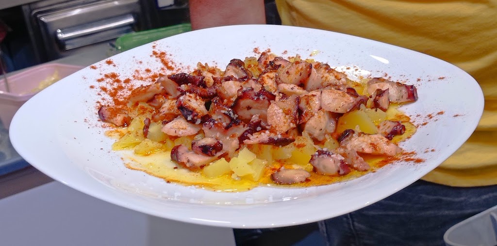 Lo tipic — Comida y bebida