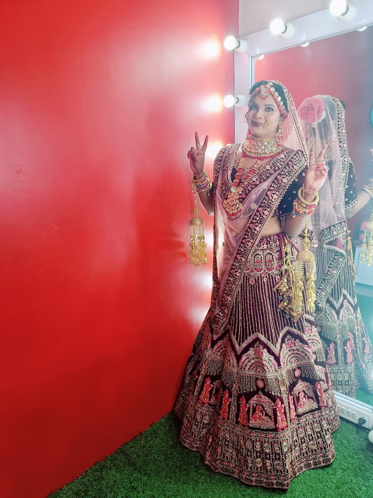 Simran Rathour Professional Makeup Salon Academy