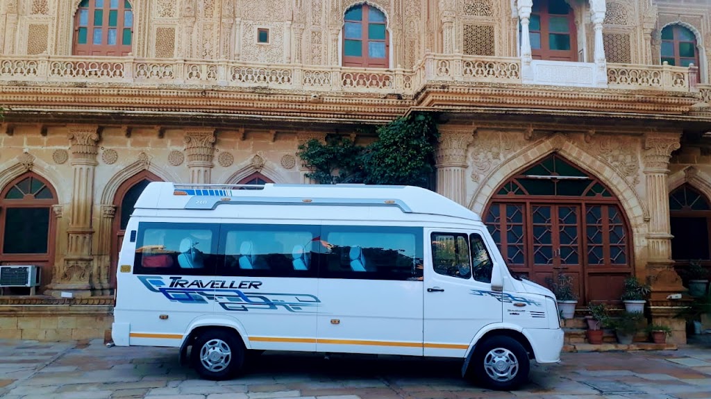 Best Luxury Tempo Traveller (Luxscape journey tour)