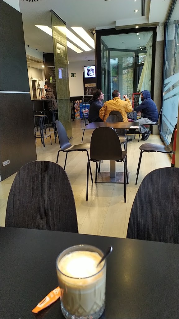Elma Taberna Jatetxea — Ambiente