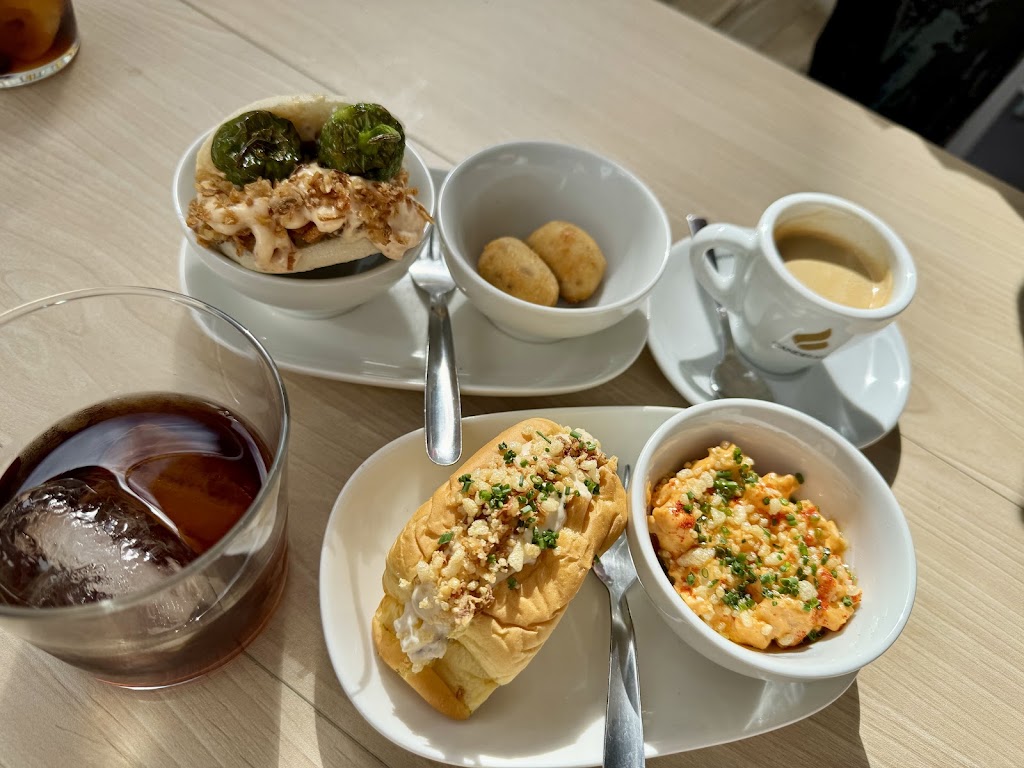 El Truco del Almendruco — Comida y bebida
