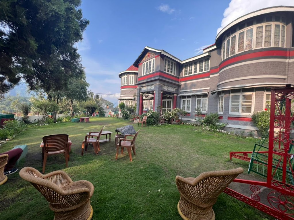 Solan Retreat Villa With Garden And Parking