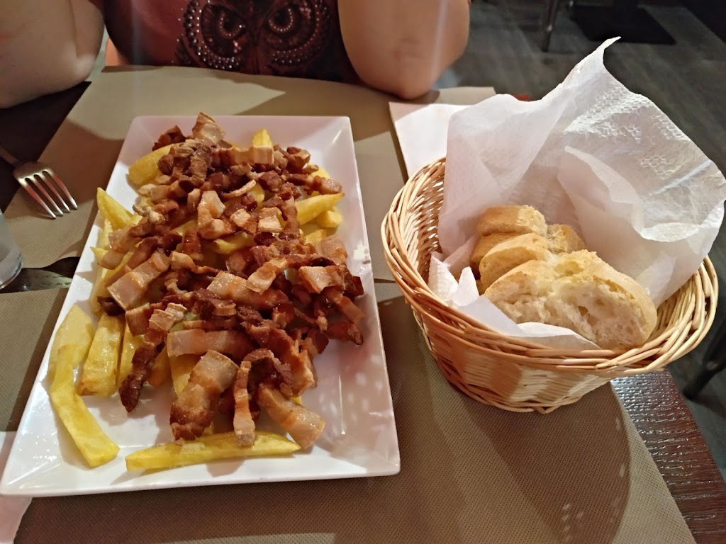 El Trebol Restaurante — Papas fritas