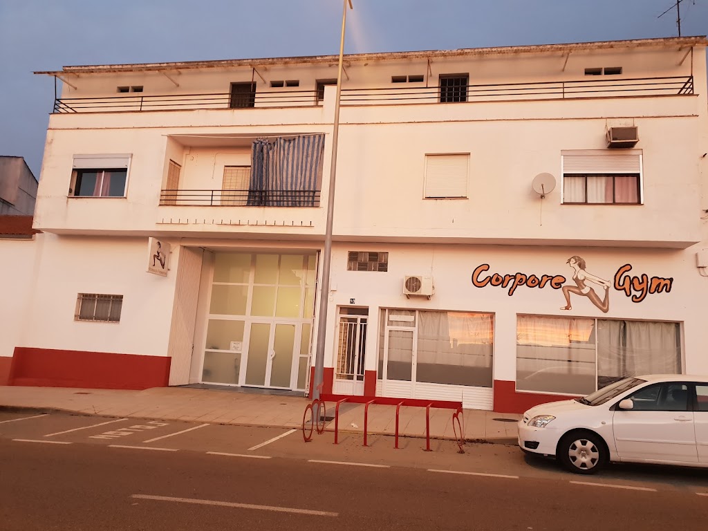 Corpore Gym Gimnasio Femenino y Escuela de Baile