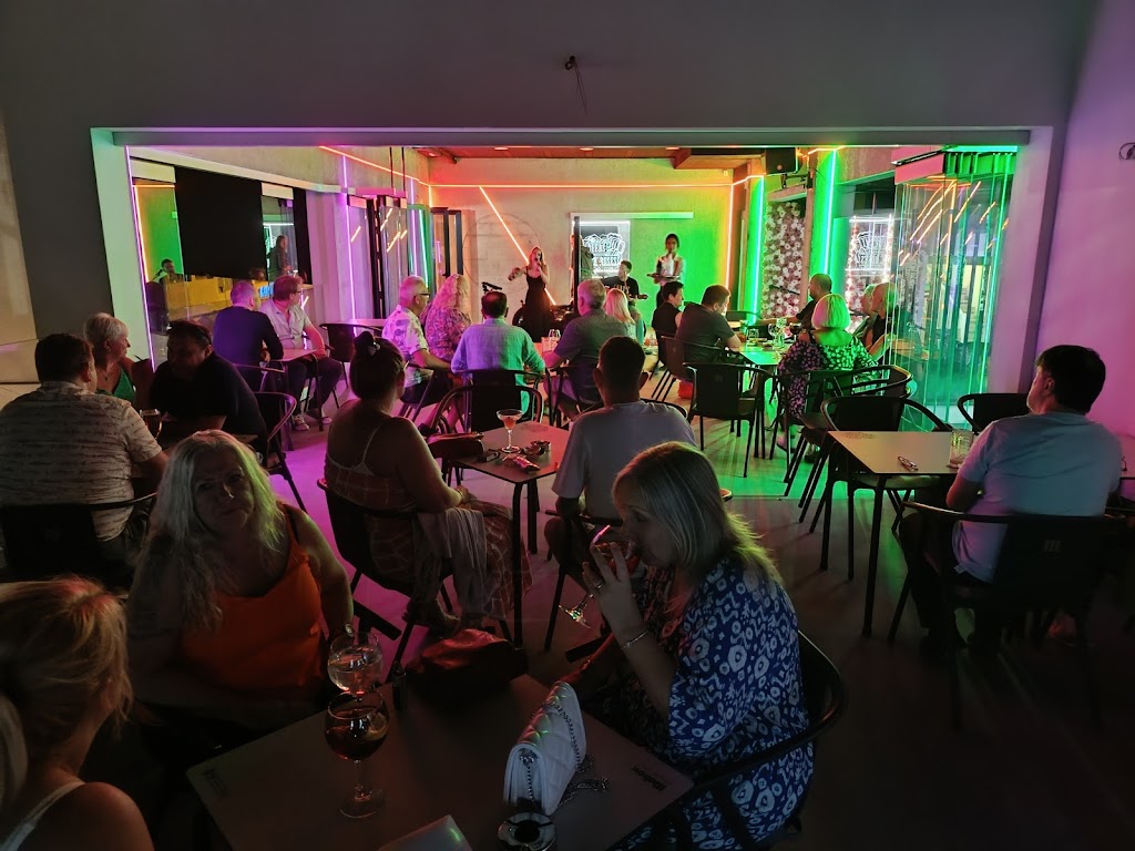 Beers N' Roses Lanzarote