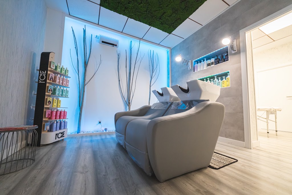 Zenok Salon | Peluqueria en Collado Villalba — Interior
