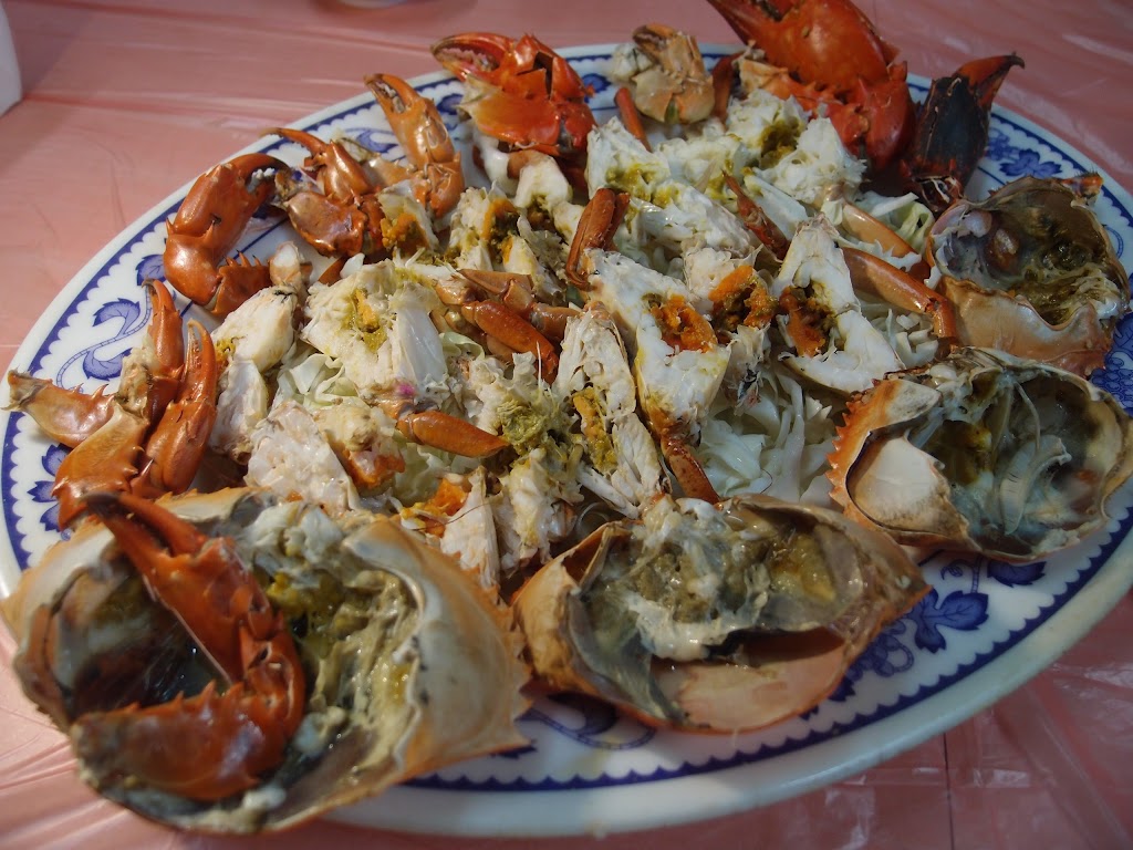 六合海鮮餐廳(螃蟹龍蝦需預定，請先電聯) 的照片