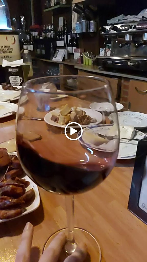 LA TAPERIA CAFE BAR — Videos