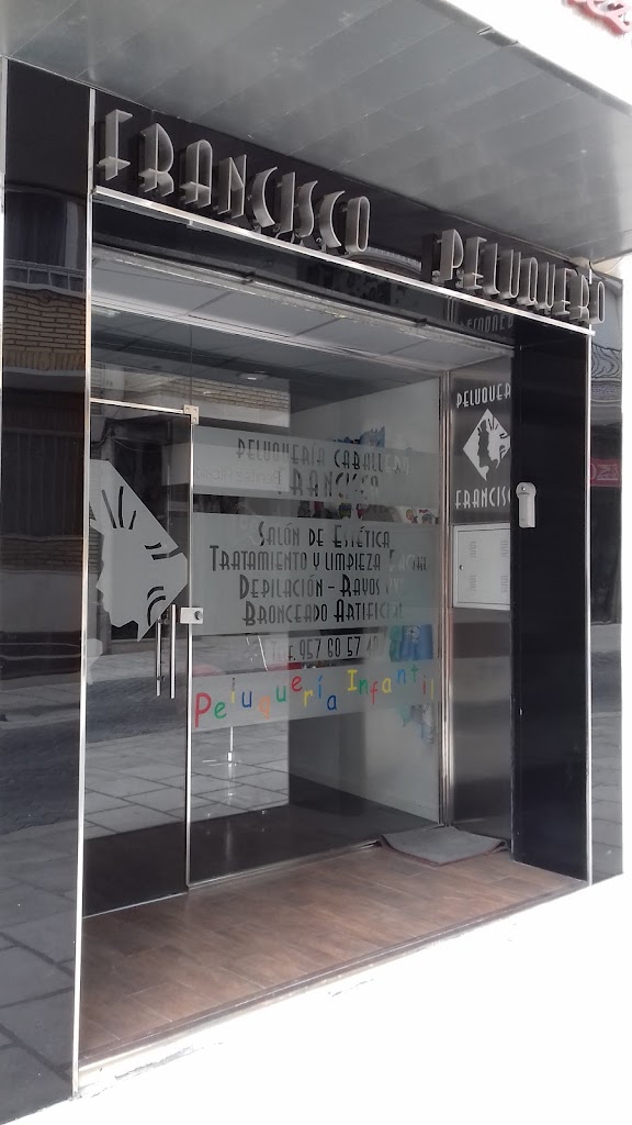 Peluquero Francisco — Exterior