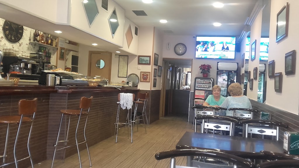 Cafe Elibe — Ambiente