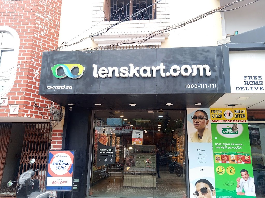 Lenskart Com At Shankar Cinema Road