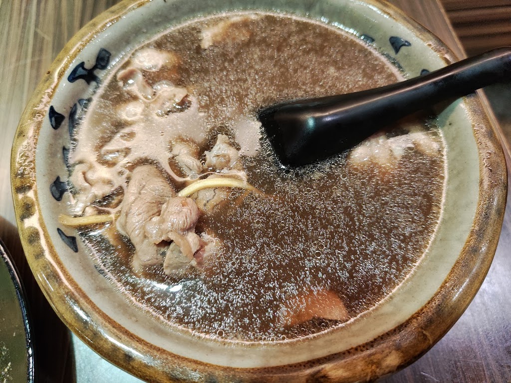 羊立發創意料理 的照片