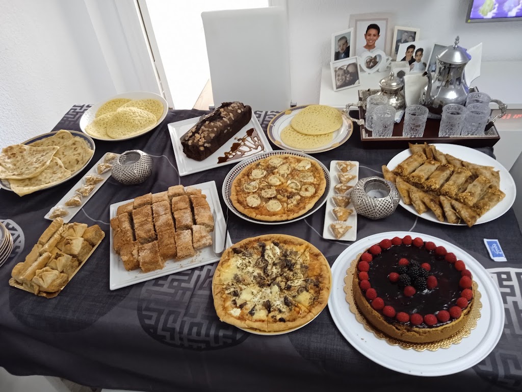 Thunders Lounge — Comida y bebida