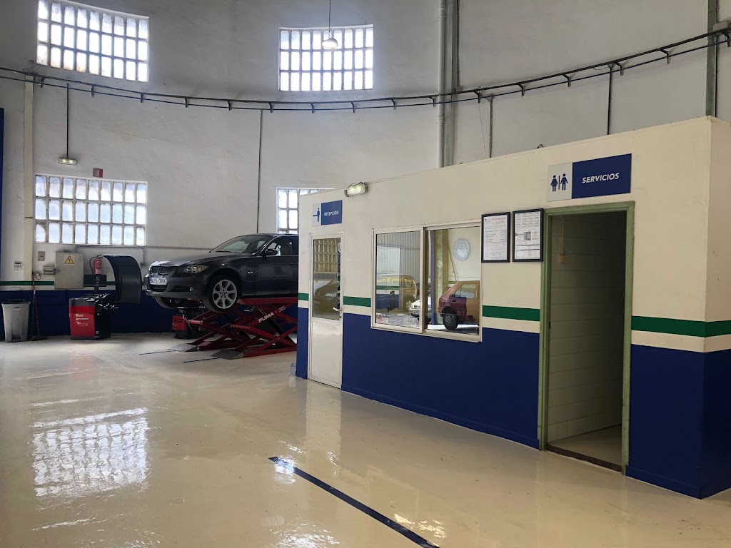 Talleres Autopenta — Interior