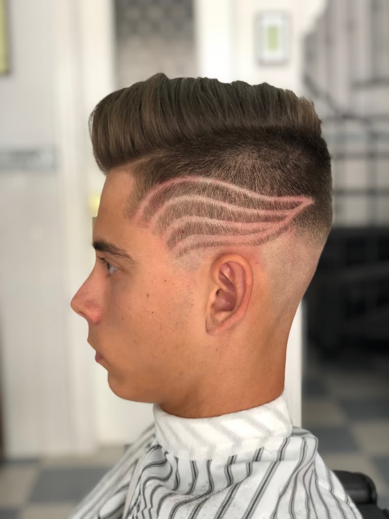 Peluqueria Lorenzo Barberia — Peinado