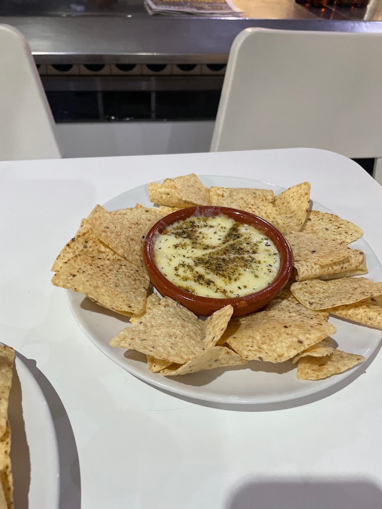 Bar La Sardana — Comida y bebida