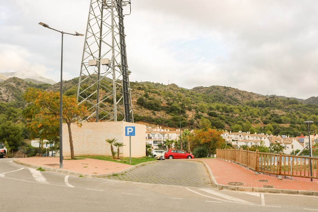 Public parking Sendero Los Monjes