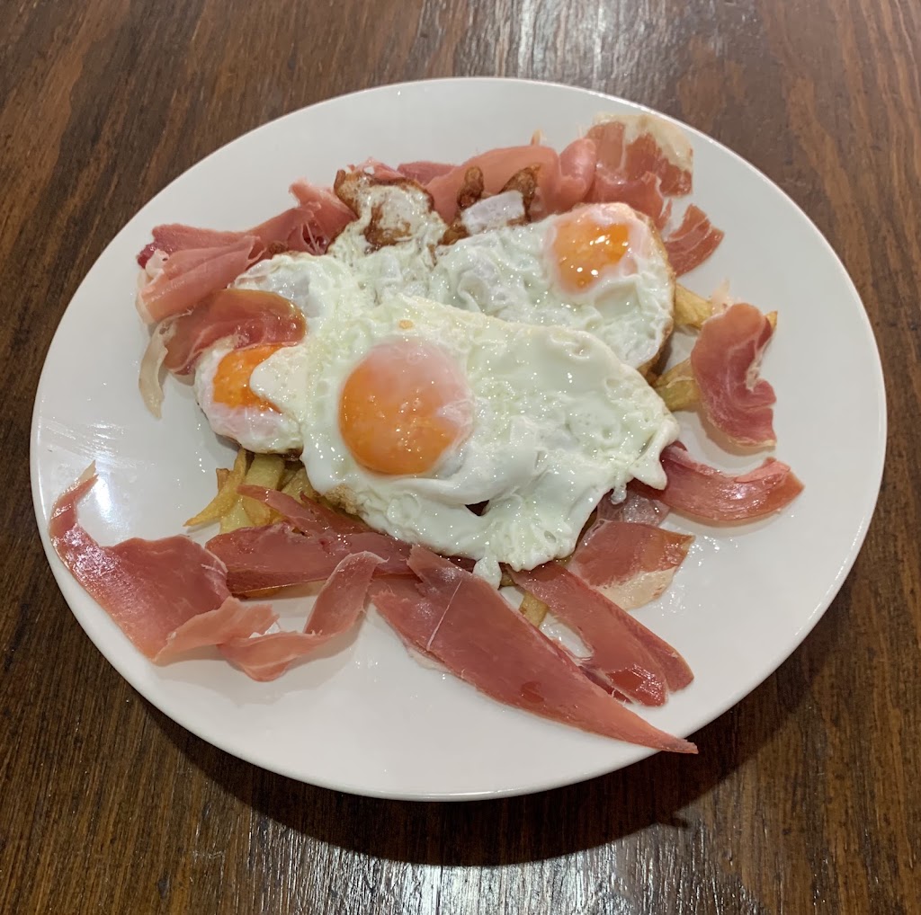 Meson Ballesteros — Comida y bebida