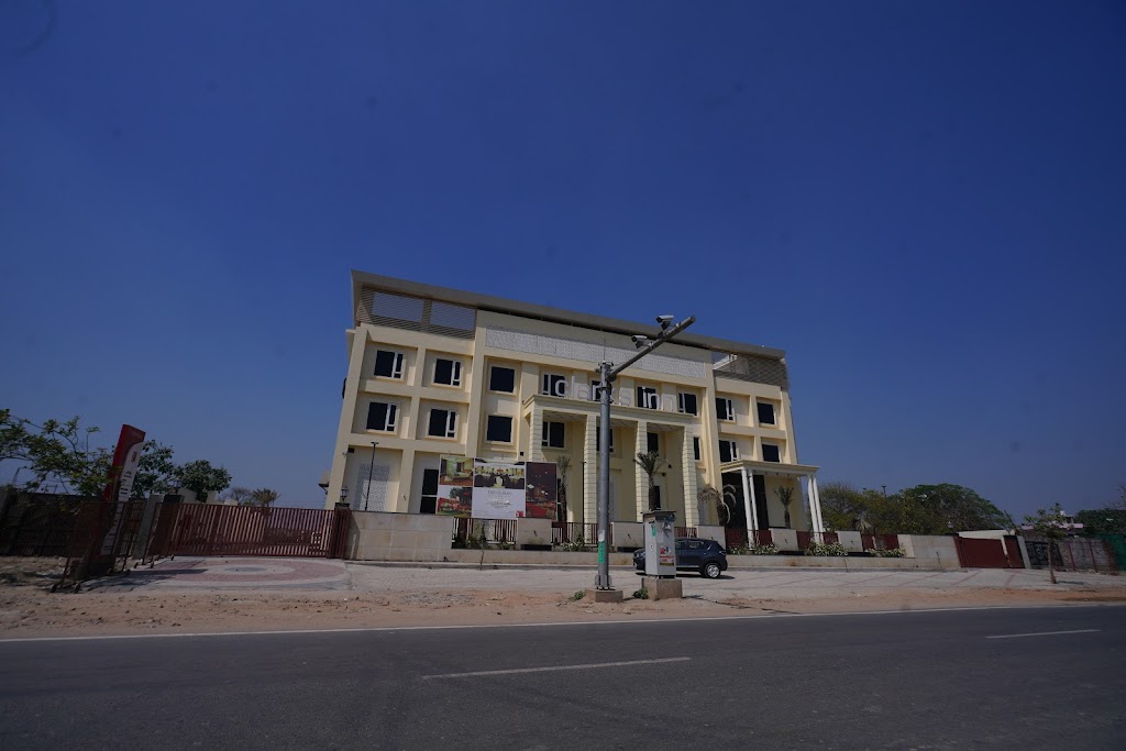Clarks Inn Aligarh