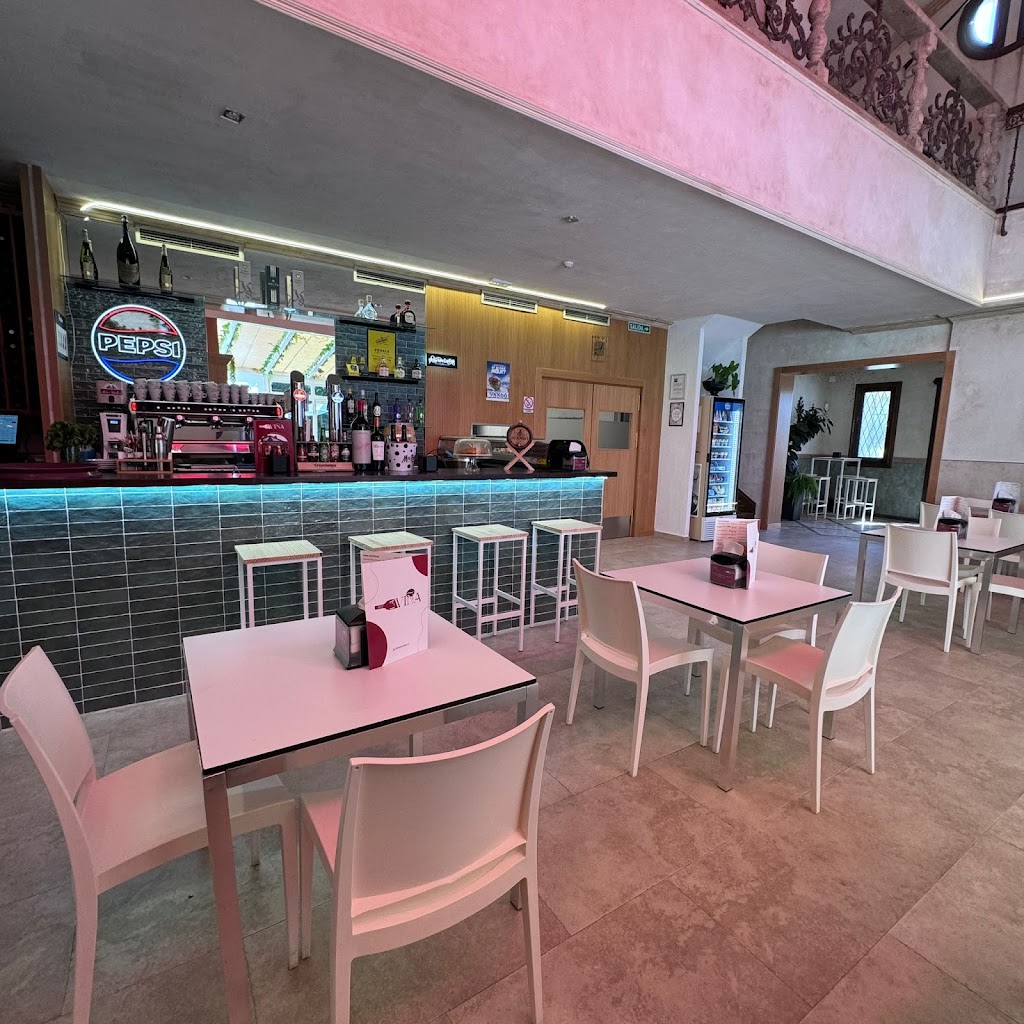 La Vina (Cafeteria-Restaurante) — Ambiente