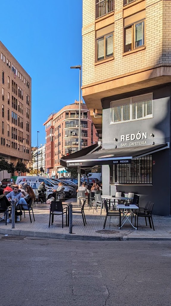 Redon Bar-Cafeteria — Del propietario
