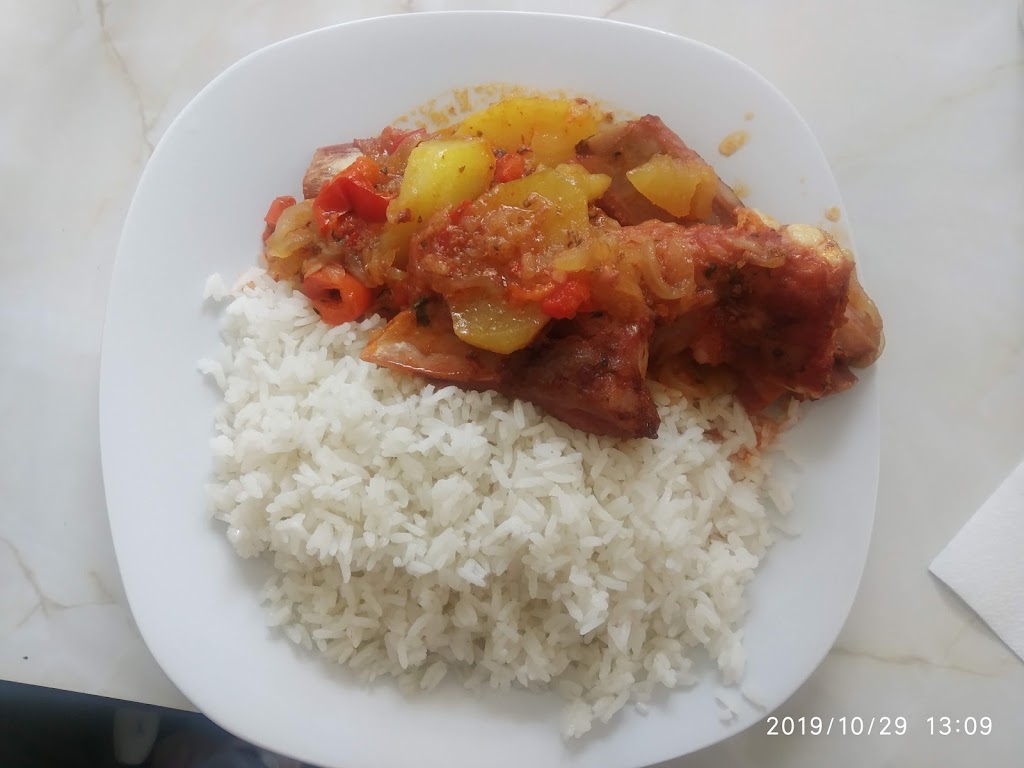 Bar GOLVI — Comida y bebida