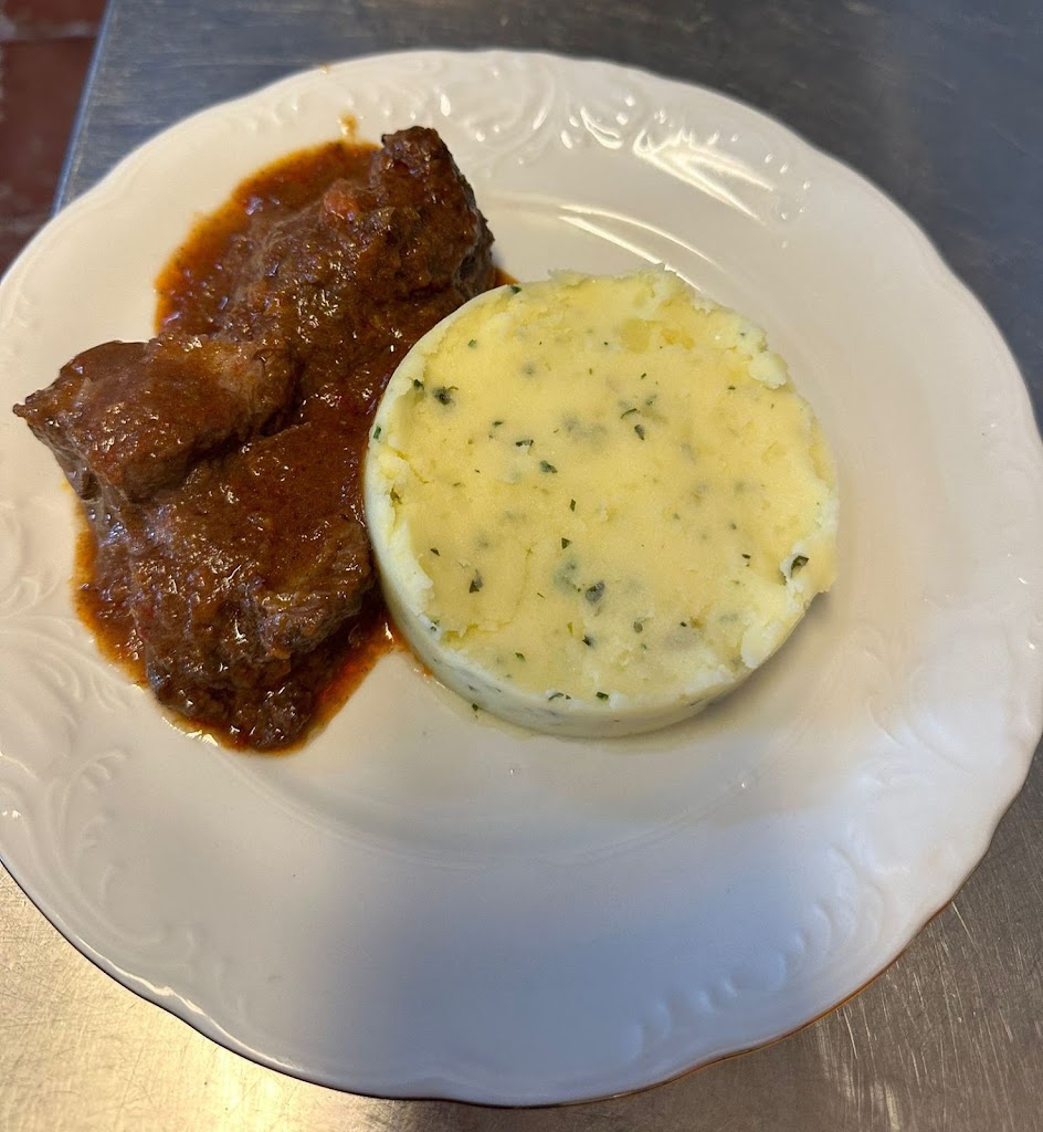 Los Martinez — Comida y bebida