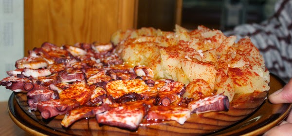 Restaurante O'Milladoiro — Comida y bebida