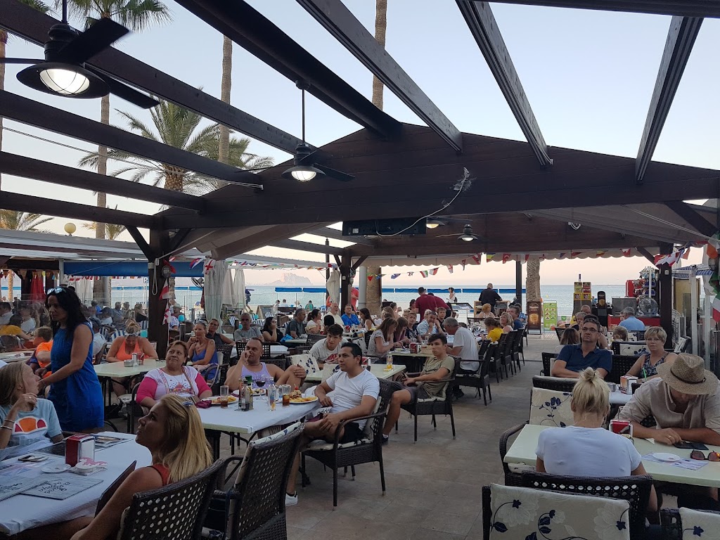 Restaurante El Raco Playa — Ambiente