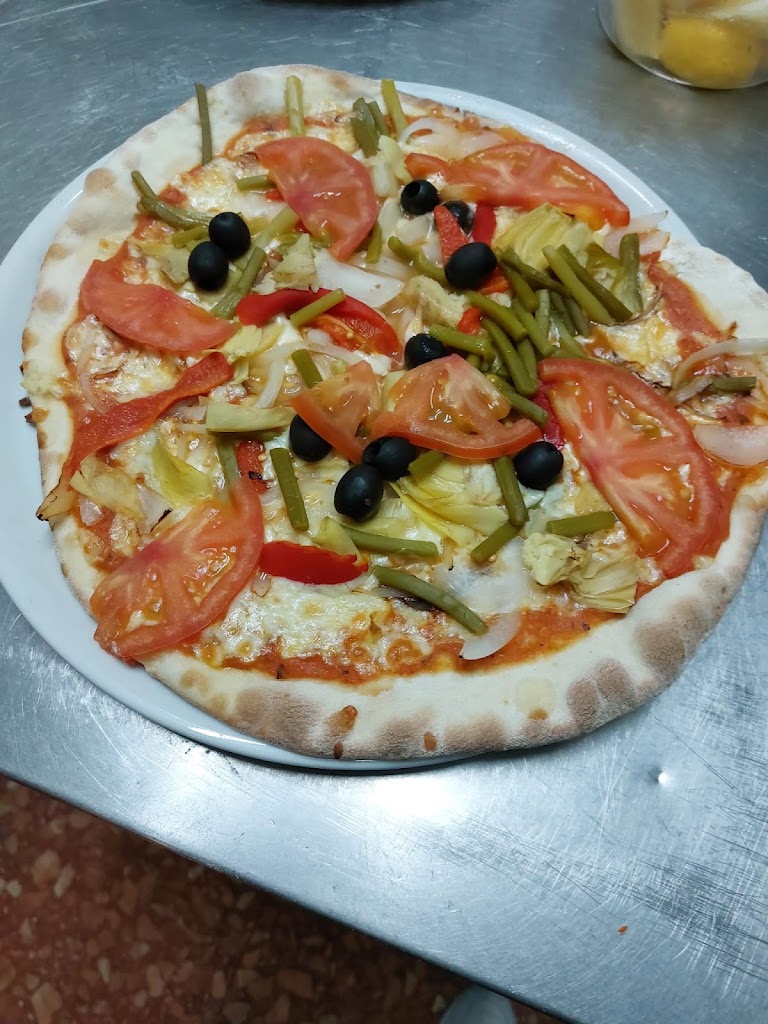Bar Pizzeria Chacho Juan — Del propietario