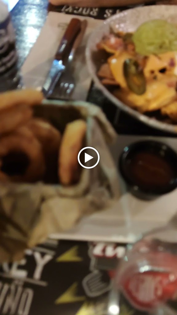 Restaurante Twister Rock&Food — Videos
