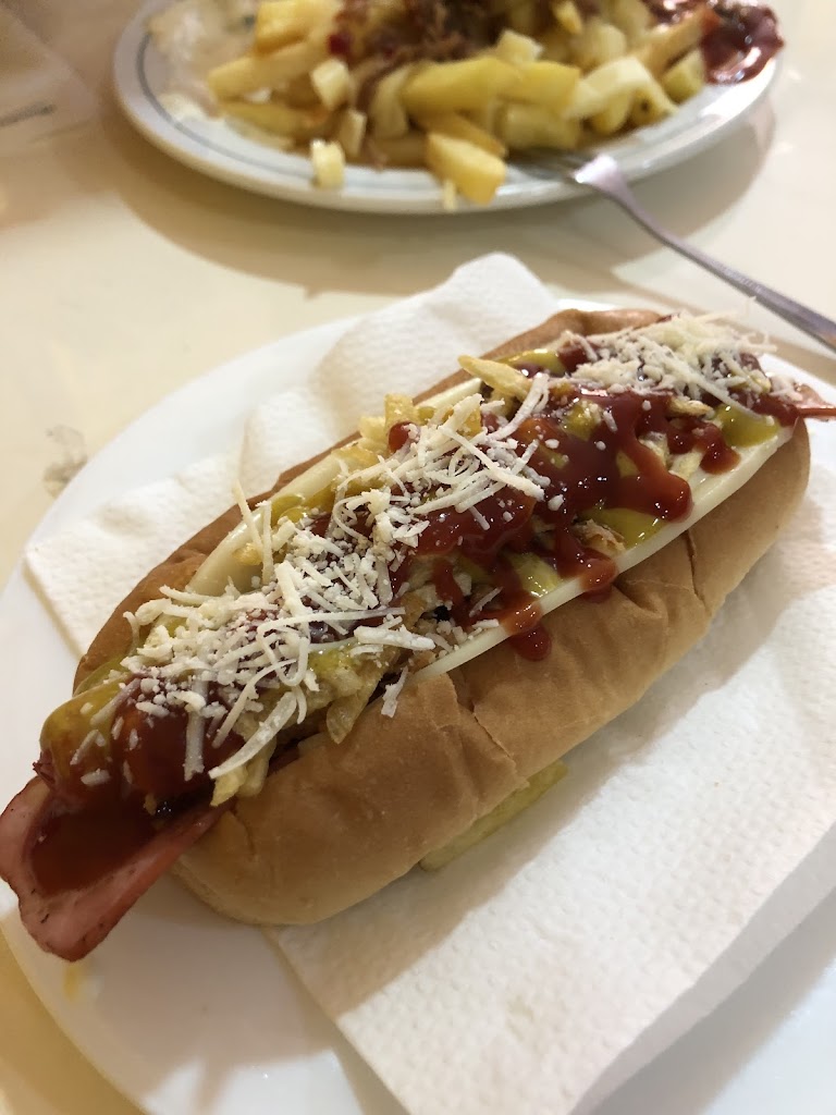 "Re-tro" Hamburgueseria y Arepera