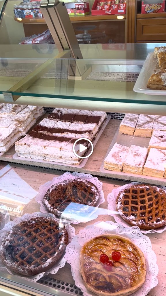 Panaderia Martin Rivera Madrid E Hijos — Pastel