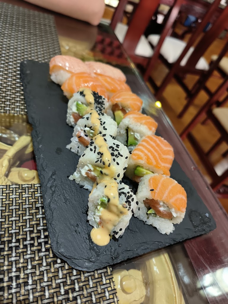 Restaurant Asia — Comida y bebida