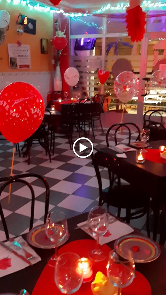 Restaurante Amor universal — Ambiente
