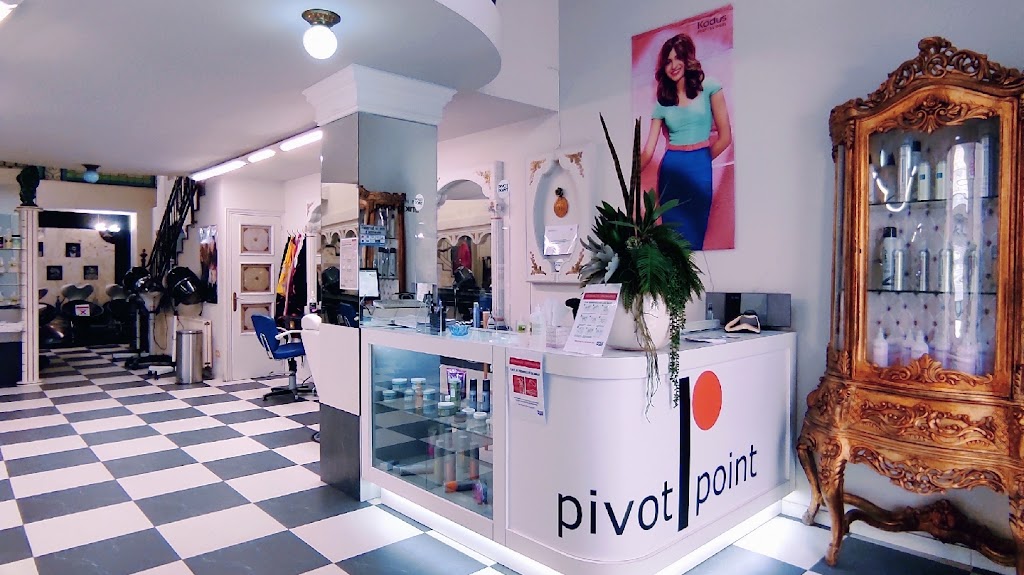 Academia de Peluqueria Pivot Point Figueres