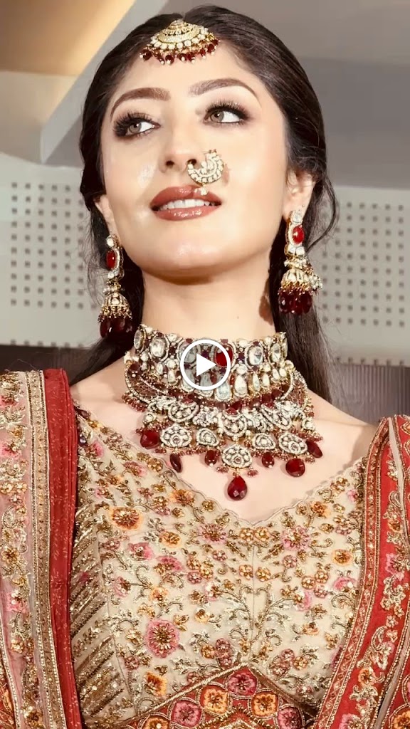 Lush Beauty Lounge Makeup Studio Ladies Kids