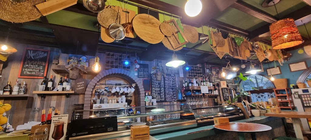 Cafe Bar El Refugio — Ambiente