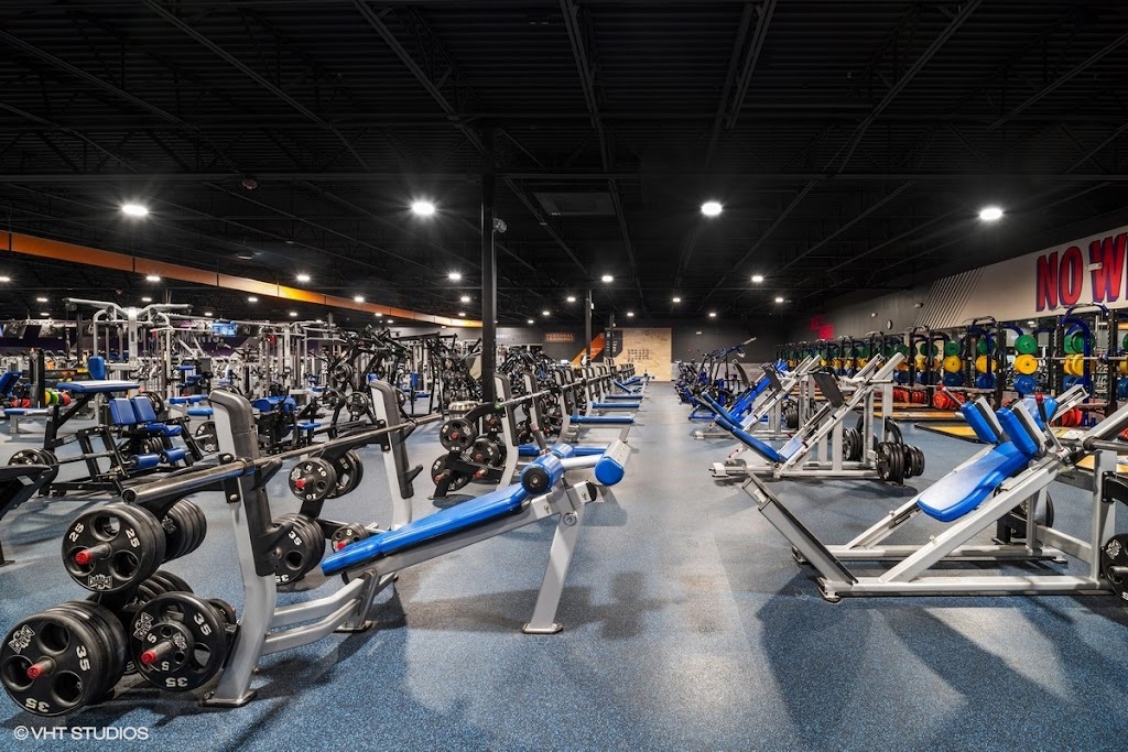  Crunch Fitness - West Melbourne